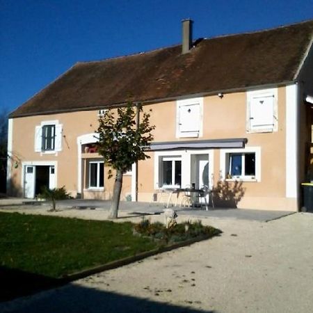 Apartamento Chambre D'Hotes Bleigny-le-Carreau Exterior foto